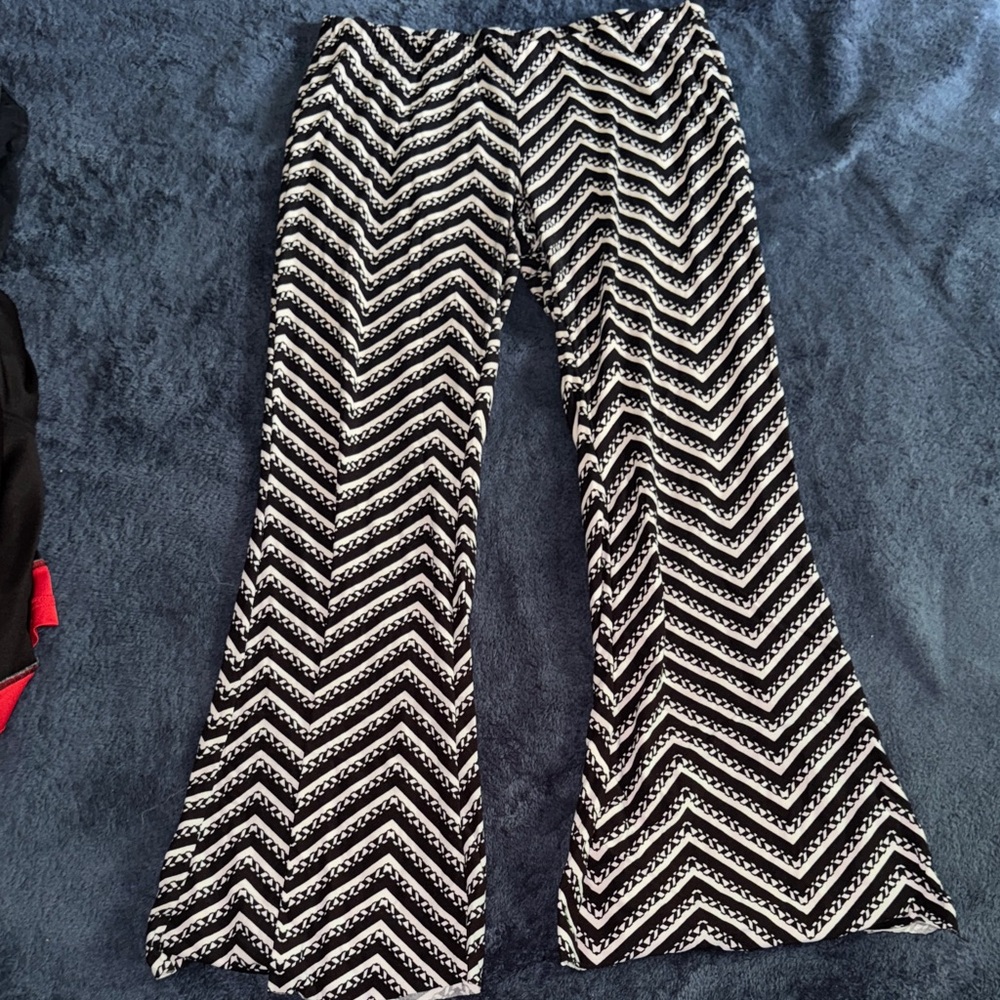 Hot Kiss Black and White Chevron Flare Pants